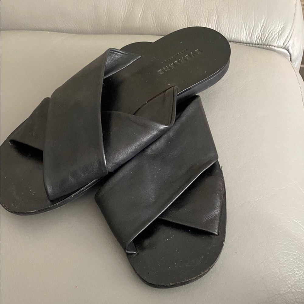 Everlane Black Cross-Strap Sandals